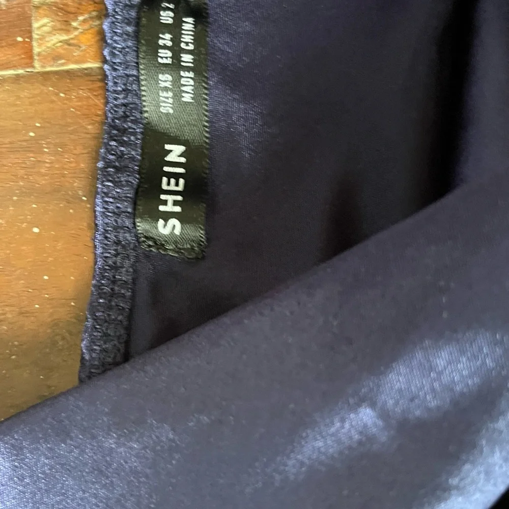 Shein - Picture 2 of 2